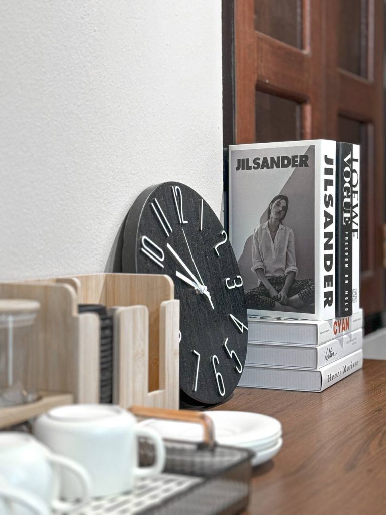 6116070705981407605 768x1024